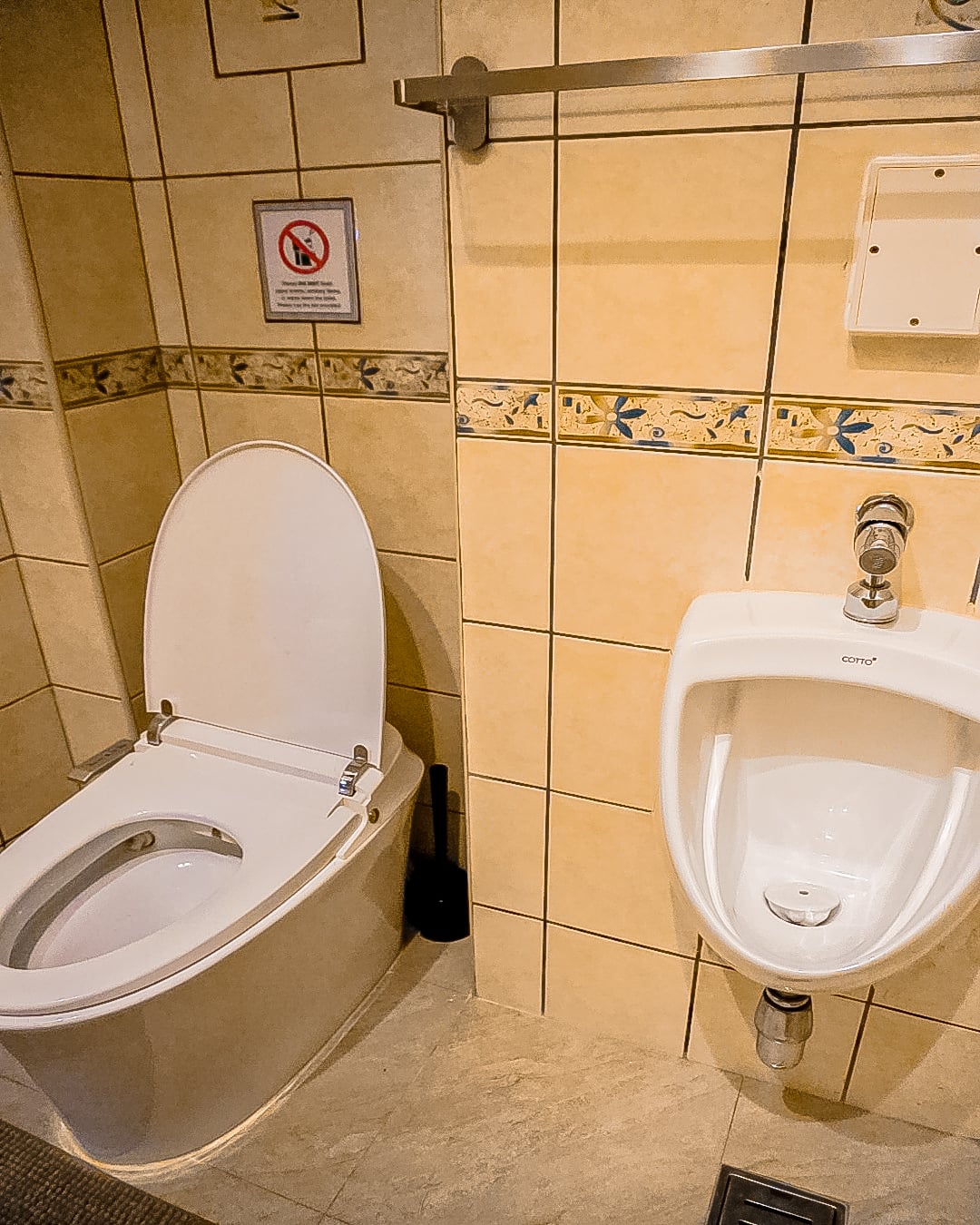 Toilet