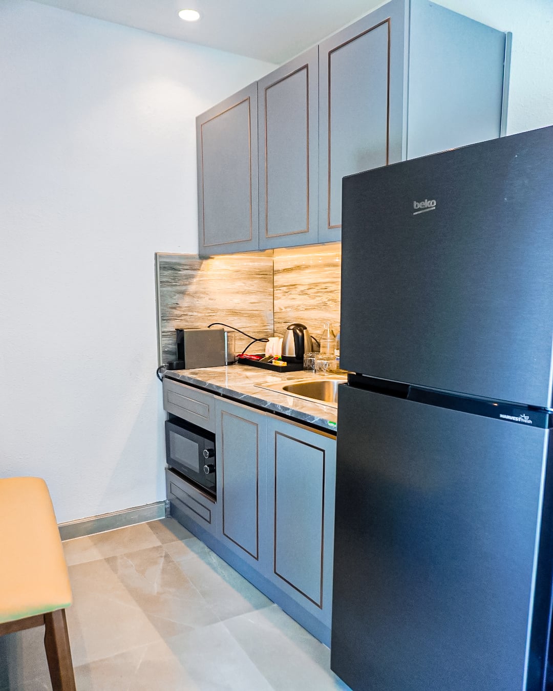 Modern Suite Detail 1