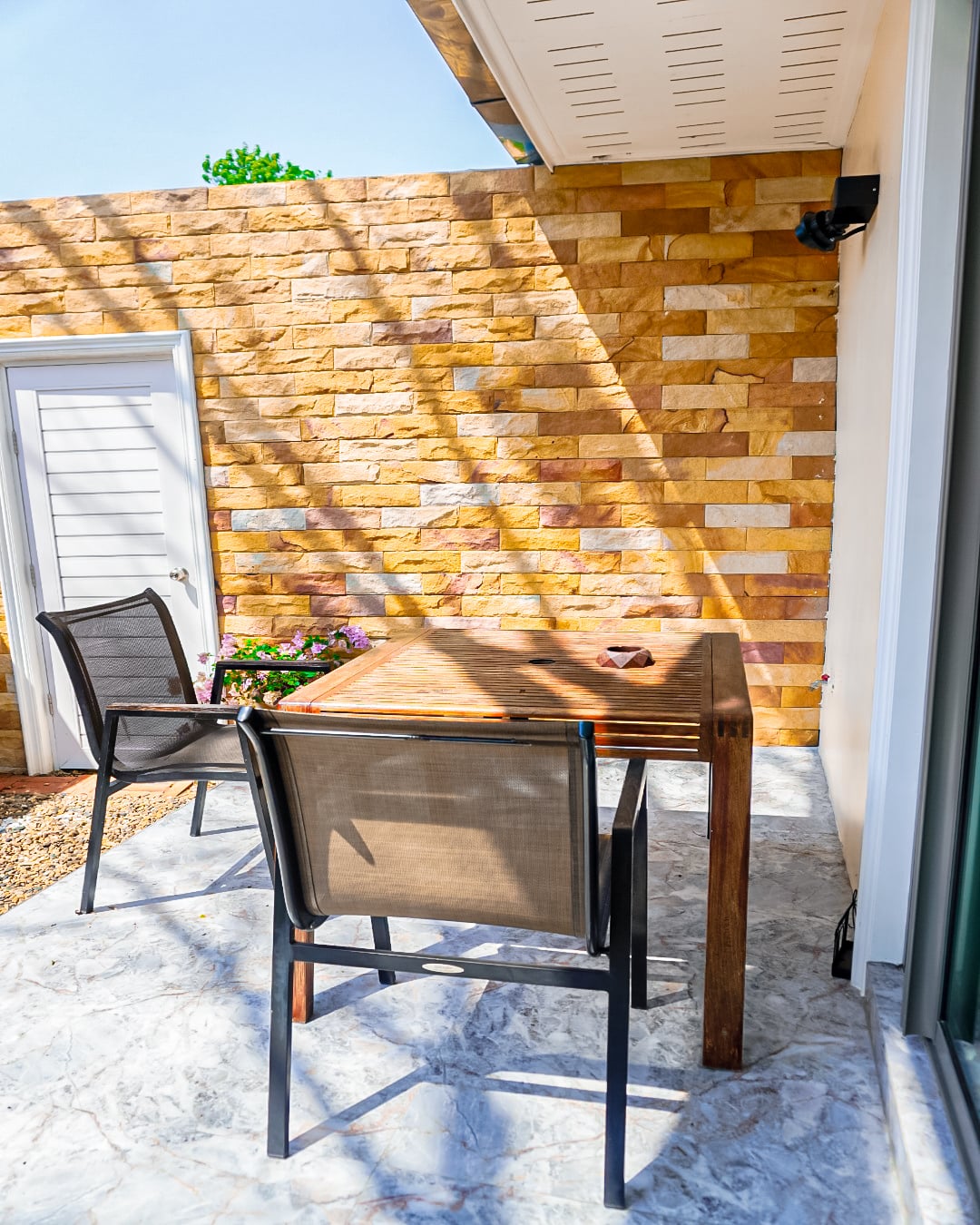Modern Suite Terace